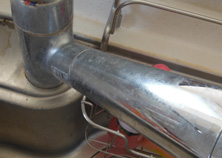 一般住宅のキッチン水栓金具研磨再生前